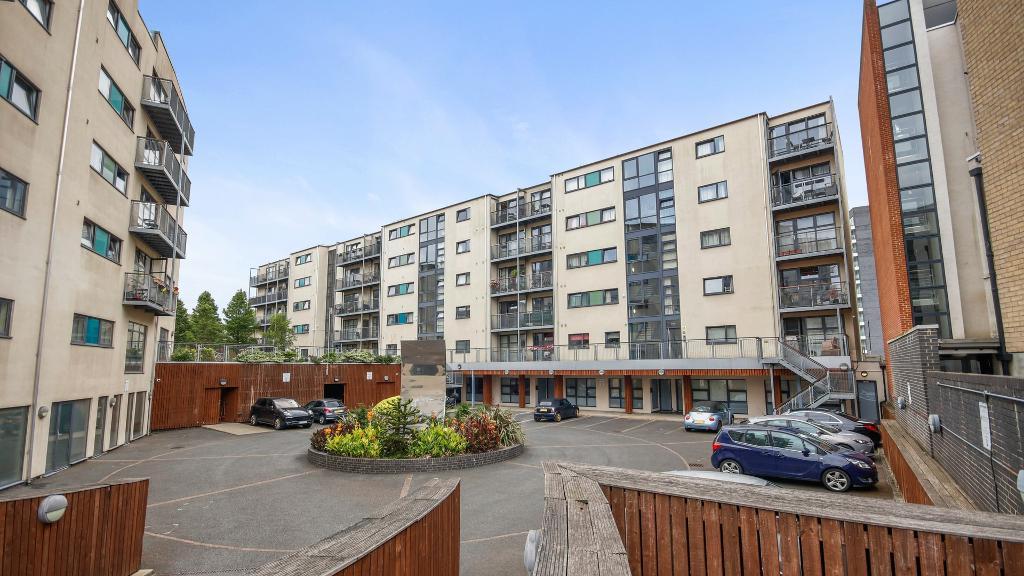 Carmine Wharf, 30 Copenagen Place, London, E14 7FE